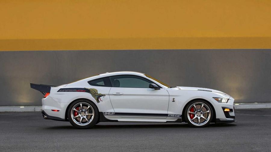  Shelby GT500 Dragon Snake 2019 года  (фото 4 из 10)